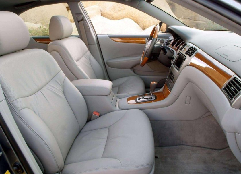 Lexus es 300 салон