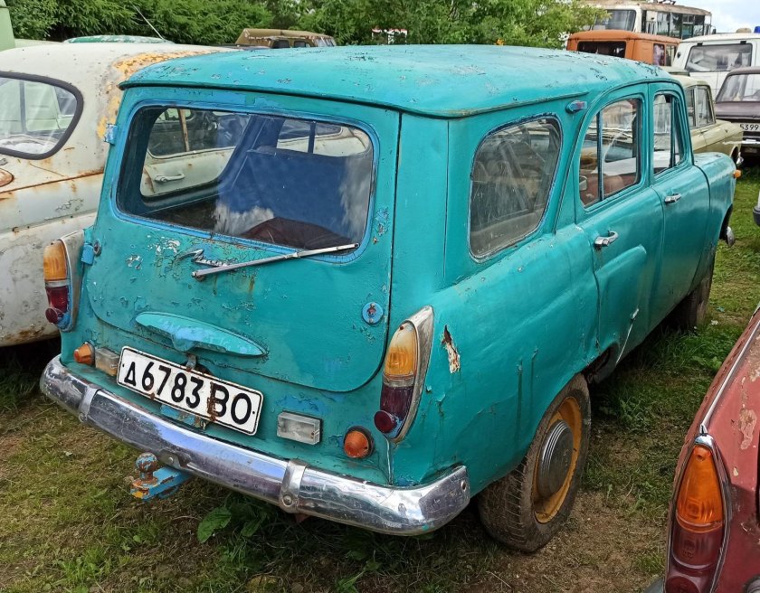 Москвич 423 универсал