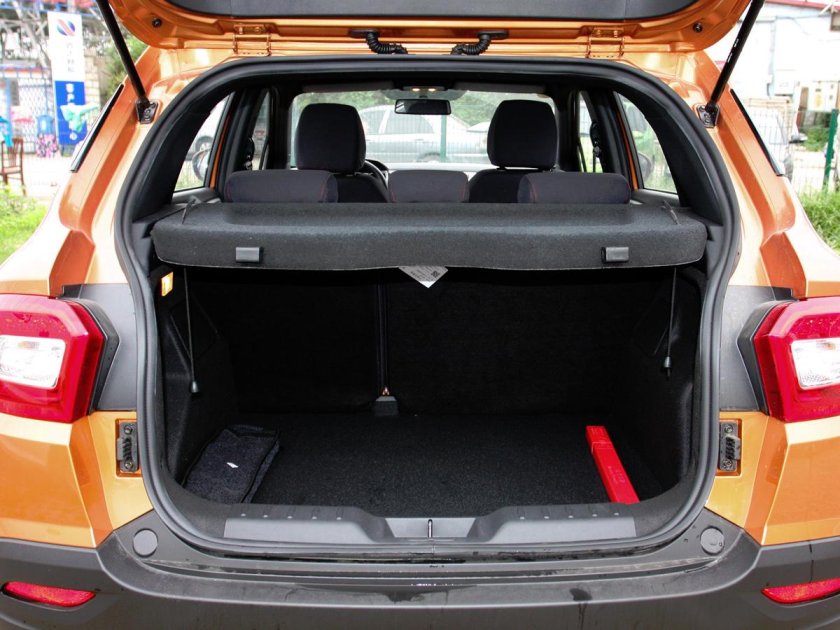 Brilliance v3 багажник