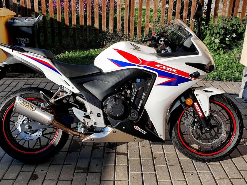 Хонда СБР хамелеон