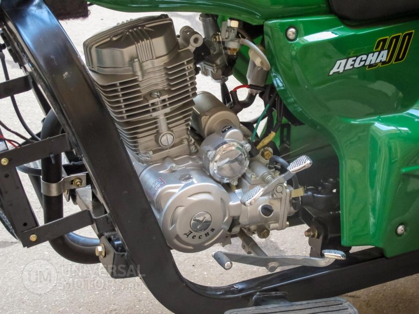 Трицикл stels Десна 200