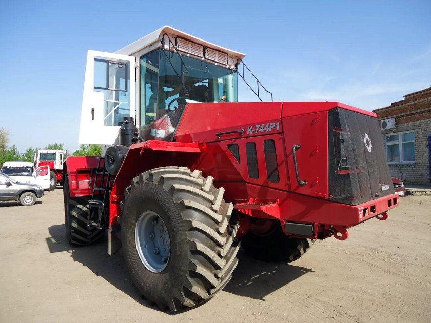 Трактора к 744 р1