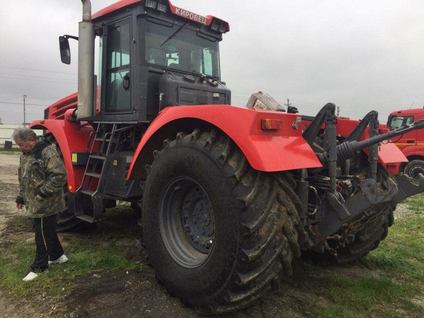 Кировец к-744 р4