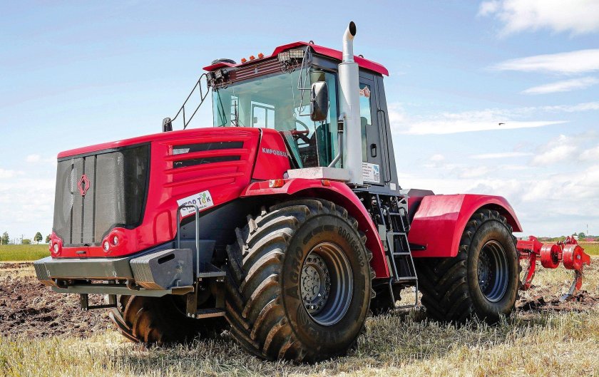 Кировец к-744 р4