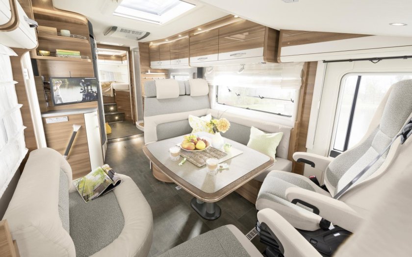 Автодом Dethleffs Globetrotter XL I I 7850-2 EB