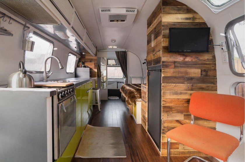 Автодом Airstream