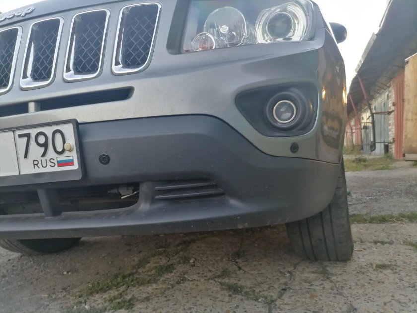 Джип компас передние парктроники