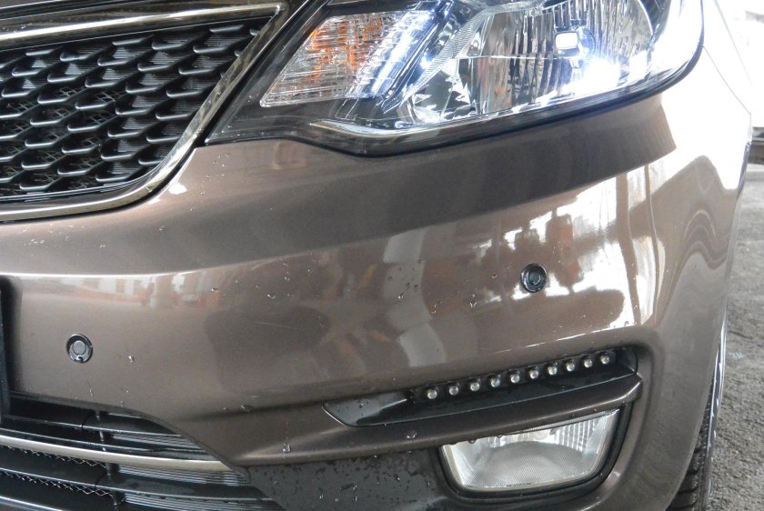 Парктроник Kia Rio