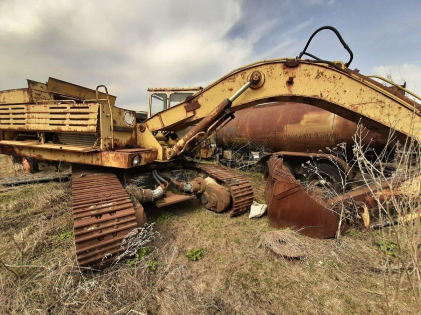 Экскаватор ЭО 4225