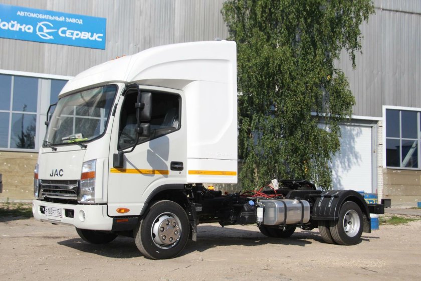 Седельный тягач JAC n80