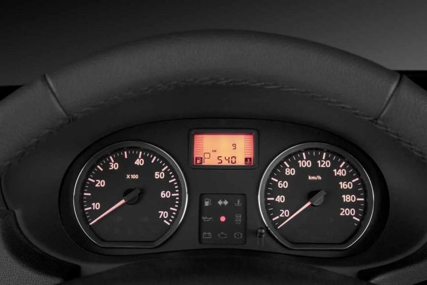 Панель приборов Nissan Almera g15