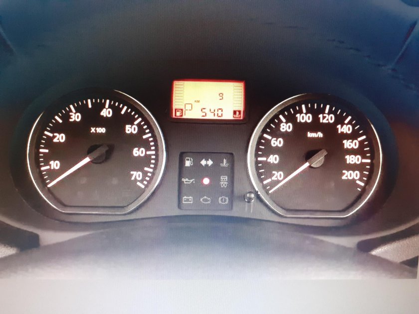 Панель приборов Nissan Almera g15