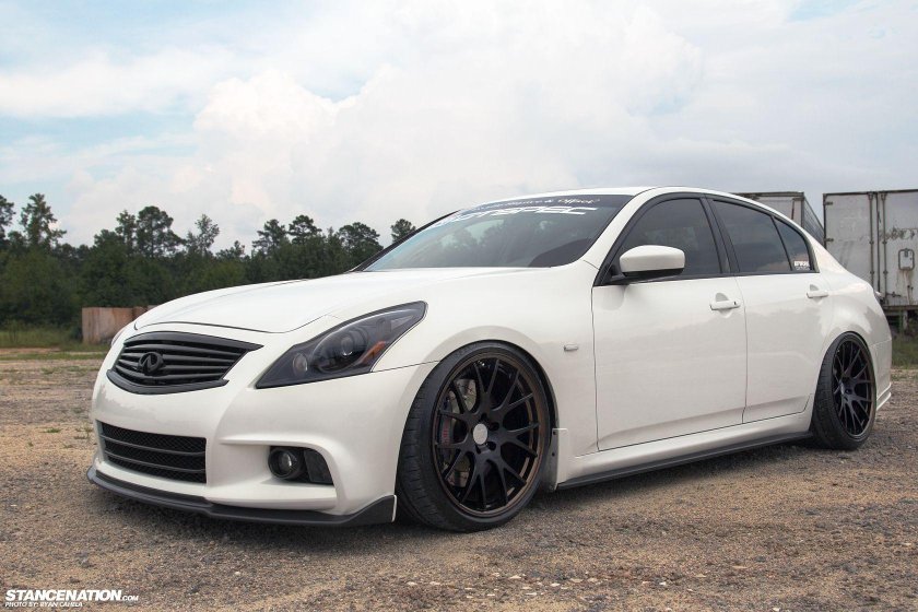 Infiniti g37 sedan