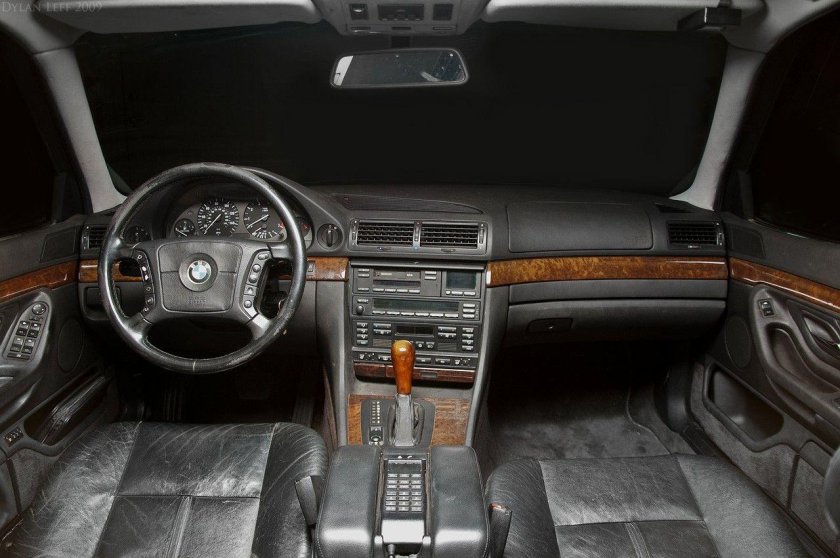 BMW 750i e38 салон