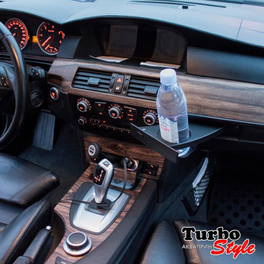 BMW e60 черный салон