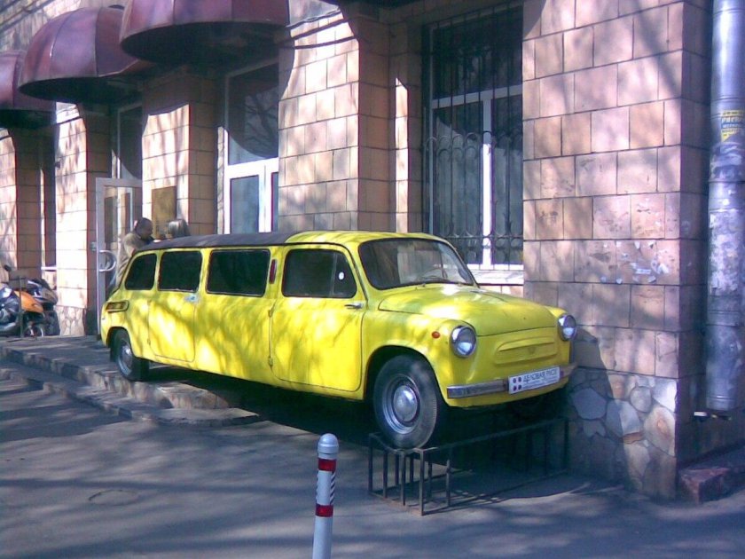 ЗАЗ 965 лимузин