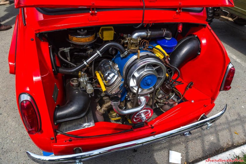 ЗАЗ 965 горбатый двигатель