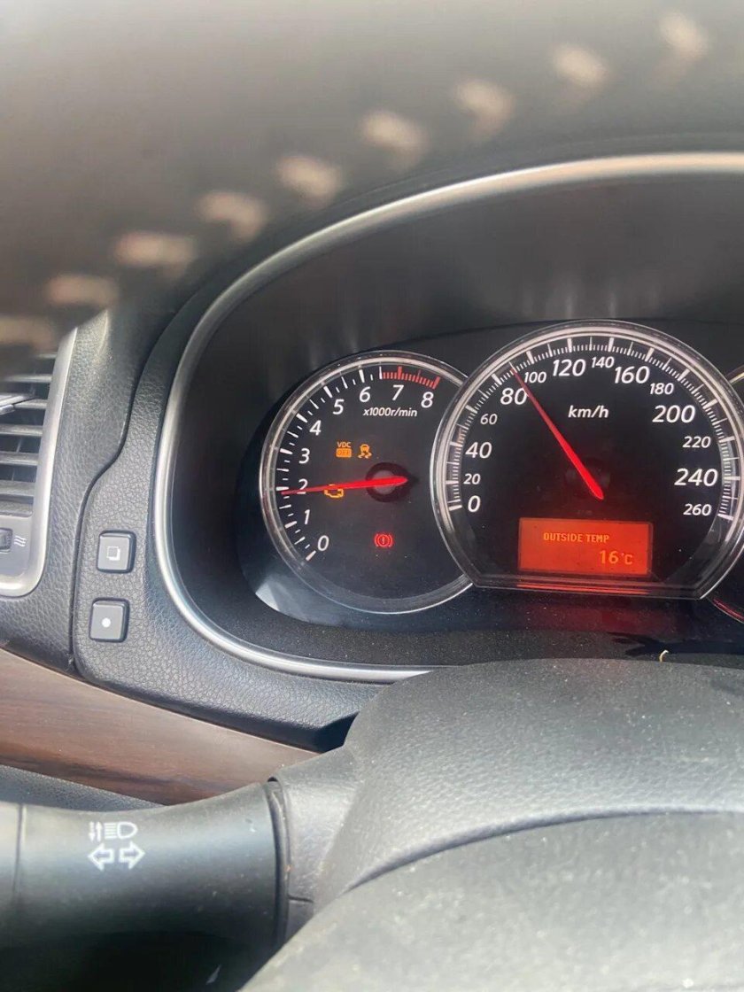 Восклицательный знак Ниссан