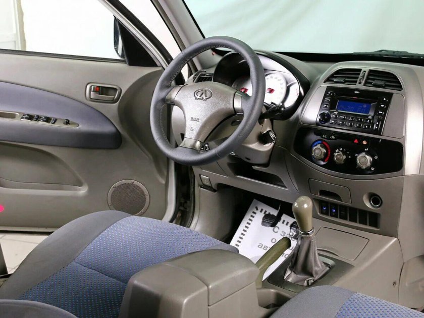 Tiggo t11 салон