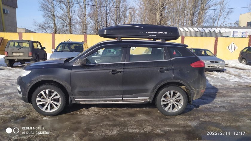 Автобокс Geely Atlas