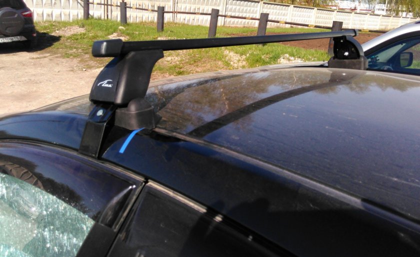 Багажник на крышу Geely Emgrand ec7