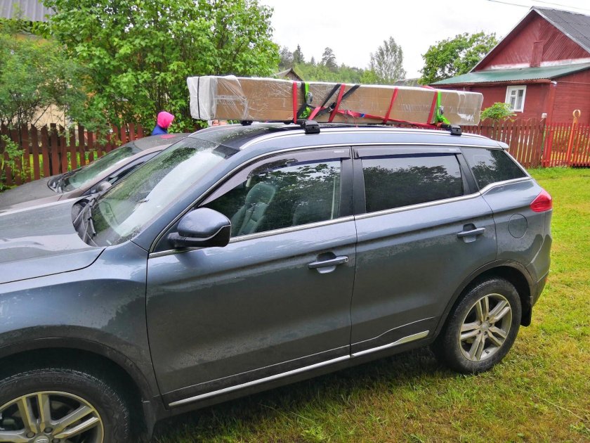 Geely Atlas багажник