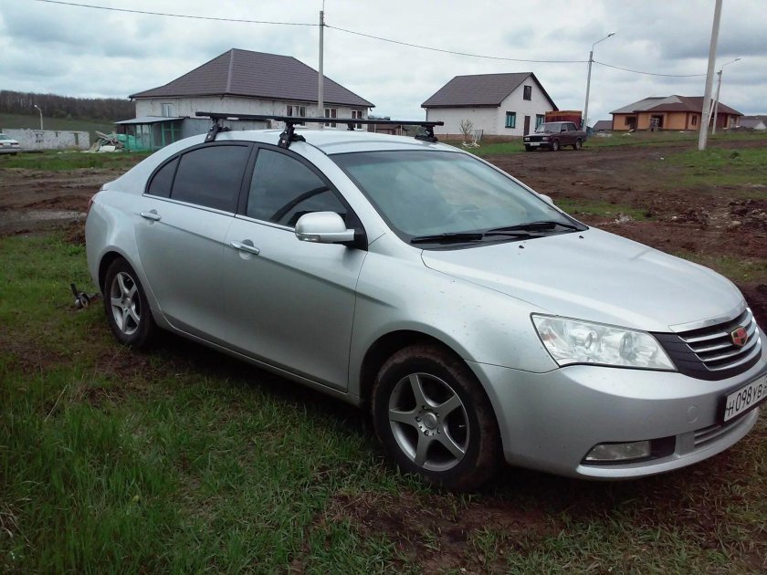 Багажник на Geely Emgrand ec7