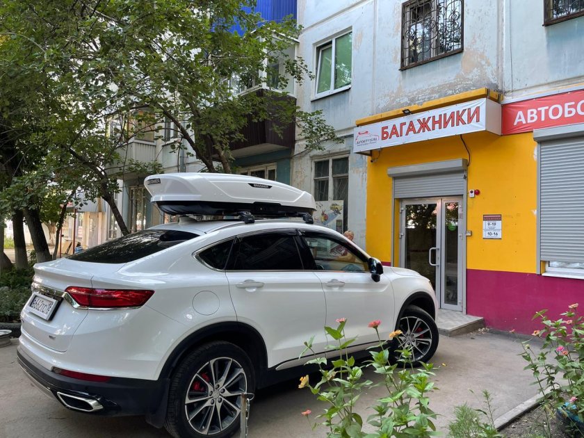 Geely Tugela бокс на крышу