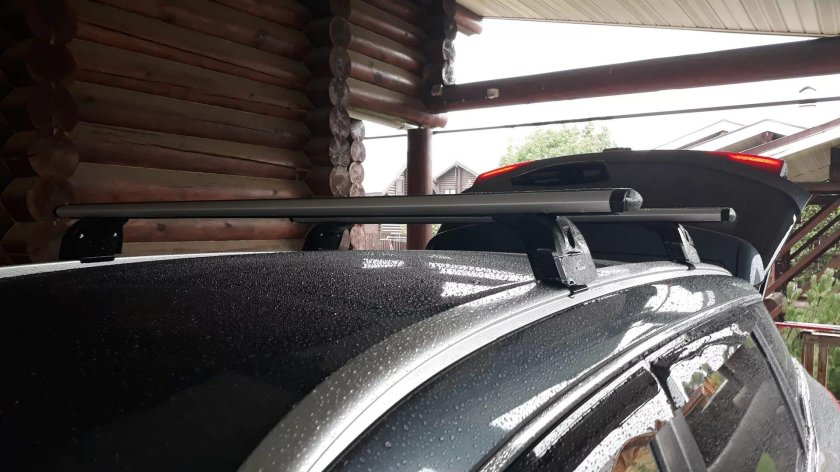 Багажник на крышу Geely Atlas