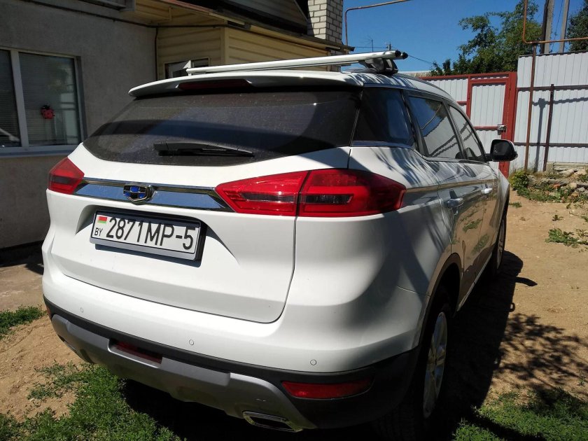 Geely Atlas Pro рейлинги