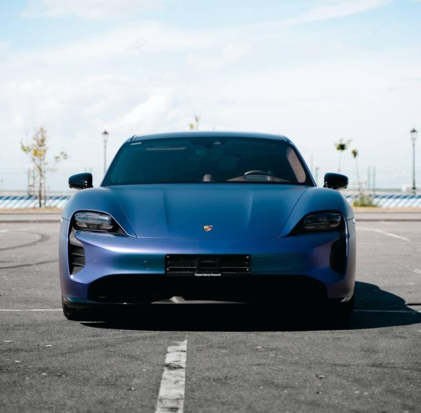 Porsche Taycan багажник