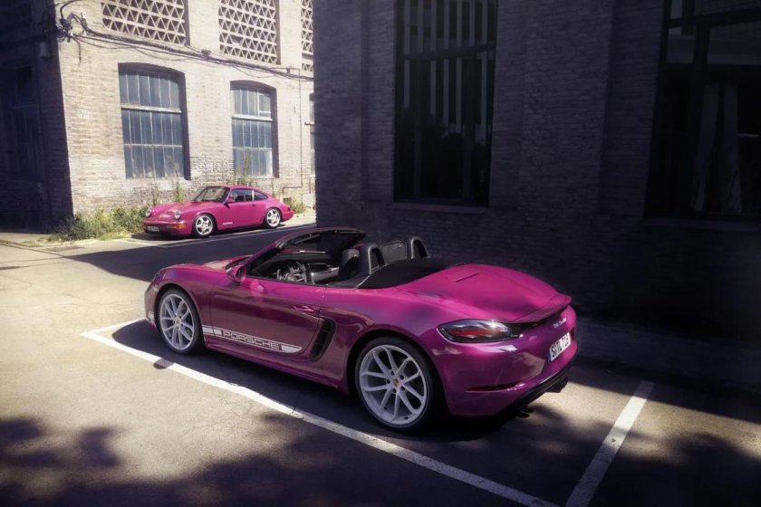 Porsche 718 Cayman 2023