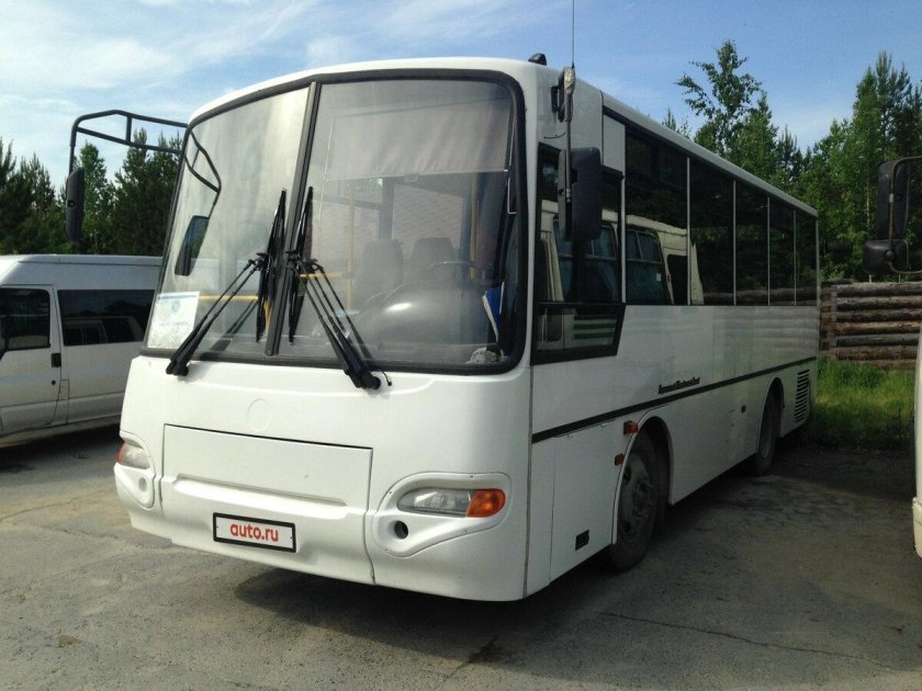 Лобовое стекло на КАВЗ Аврора