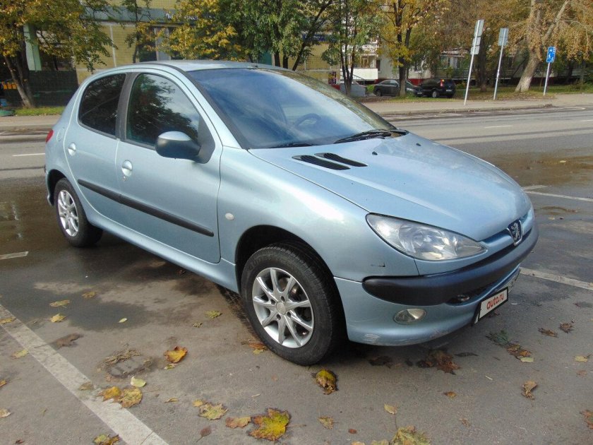 Пежо 206 2005