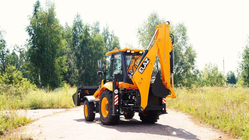 Экскаватор-погрузчик ЕЛАЗ бл-880