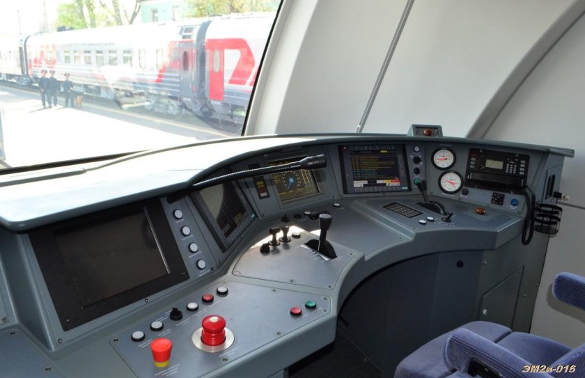 Электропоезд эс1 кабина