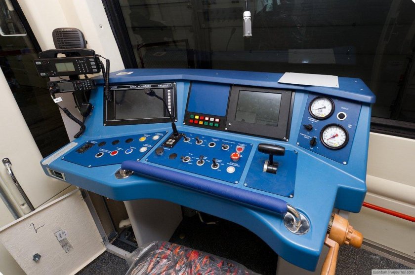 81-765 Кабина машиниста