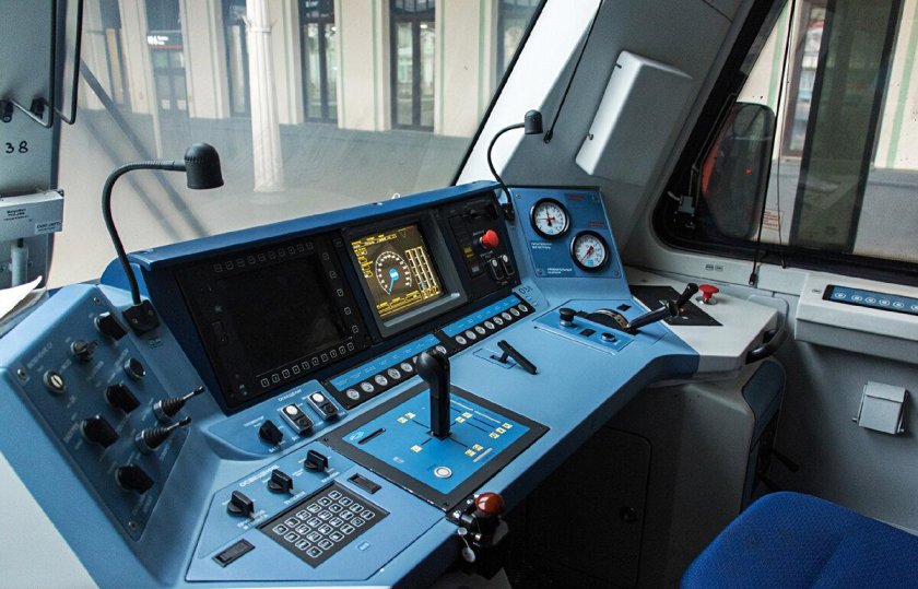 Пульт машиниста эп20