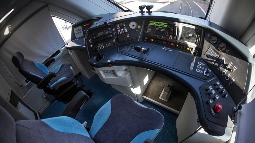 Эп2д кабина