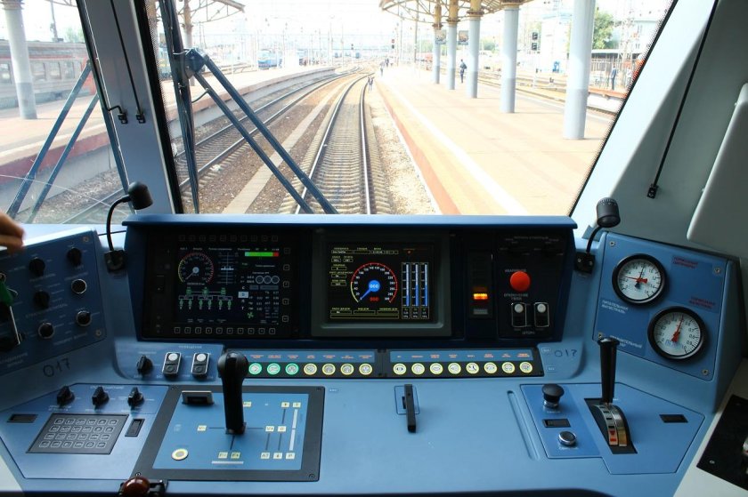 Пульт машиниста эп20