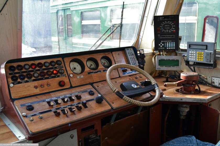 Эд9м электропоезд кабина