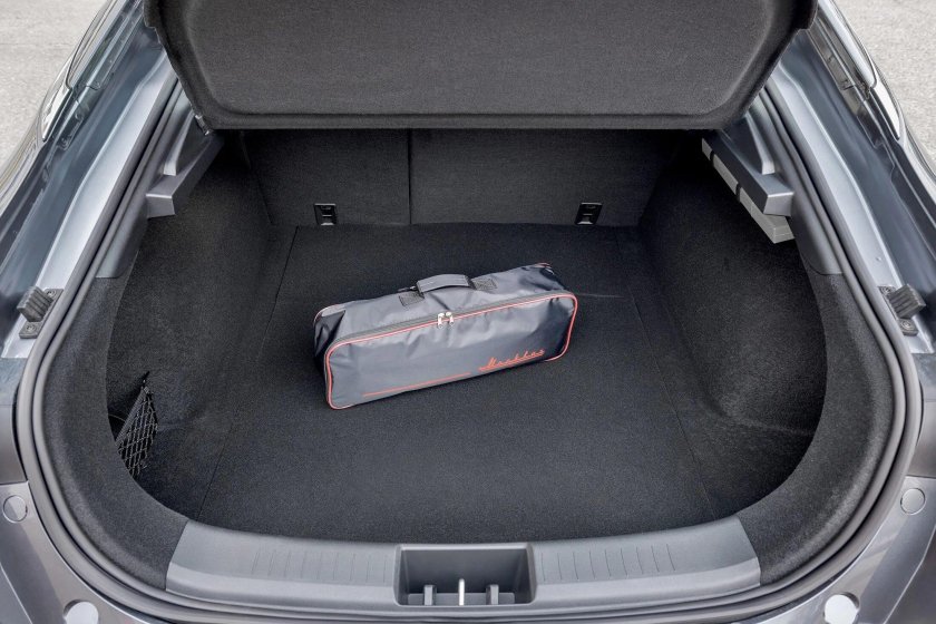 Москвич 6 багажник