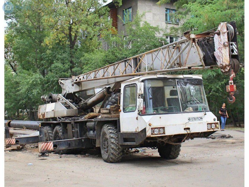 Кран Днепр 25т