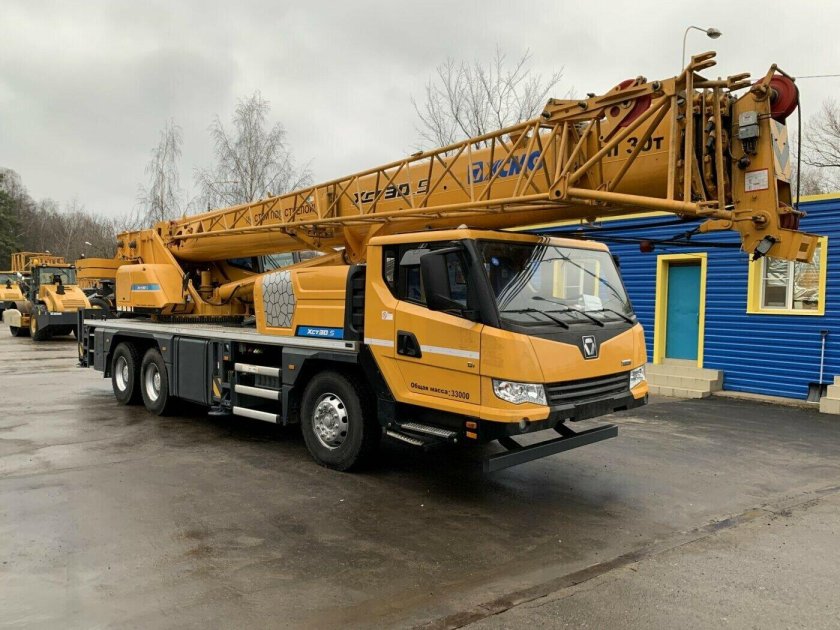Автокран xct30_s