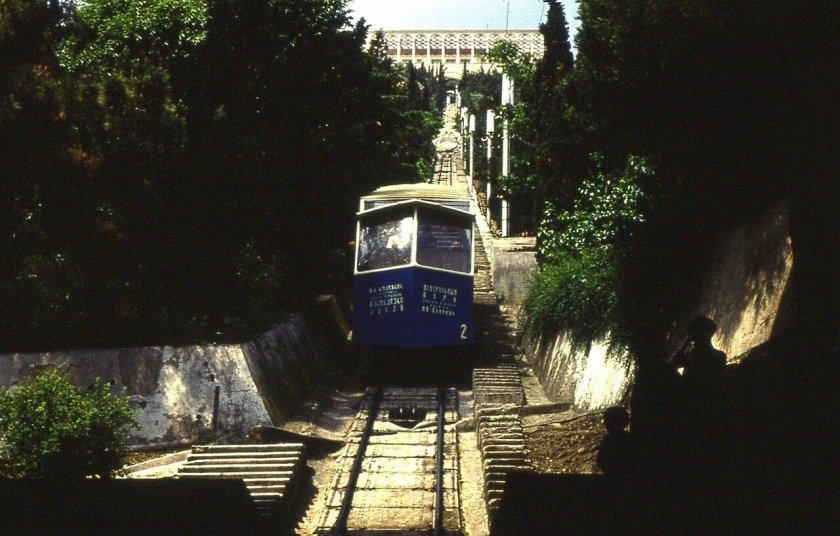 Мтацминда Тбилиси канатная дорога