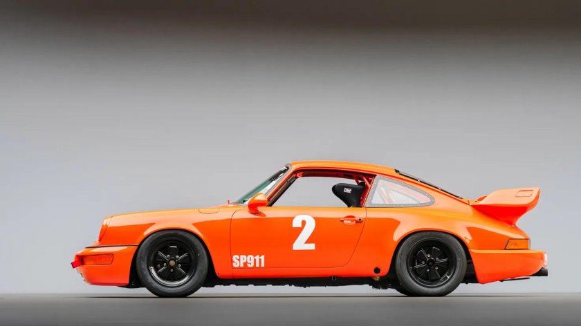 Гоночный Порше 911