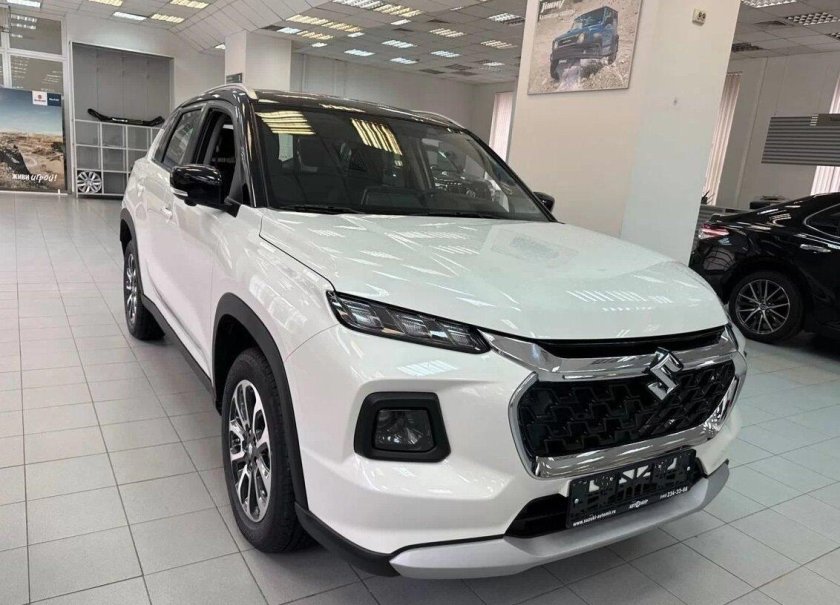 Сузуки Брезза 2022