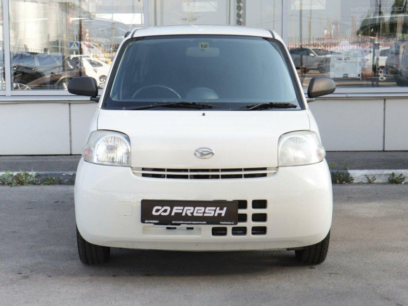 Daihatsu esse в такси