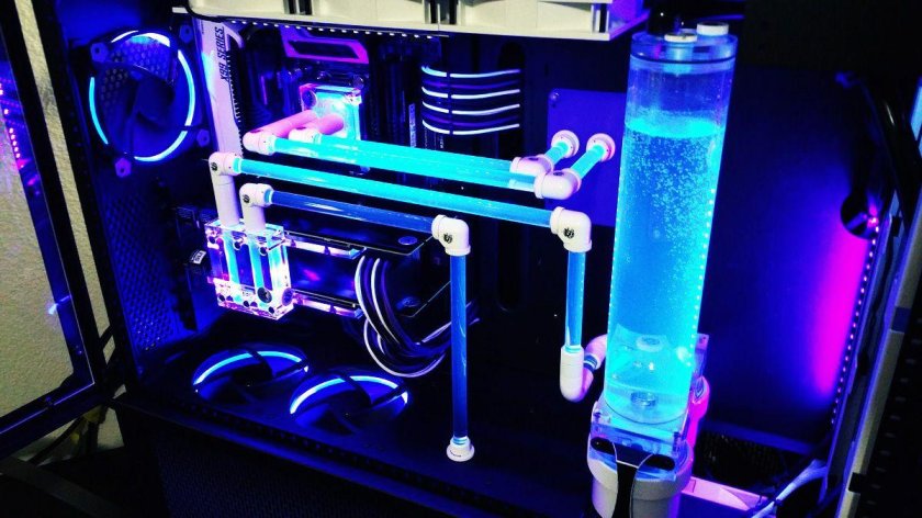 Компьютер с водяным охлаждением