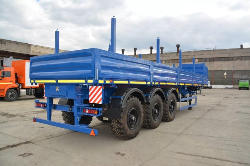 Полуприцеп бортовой Политранс